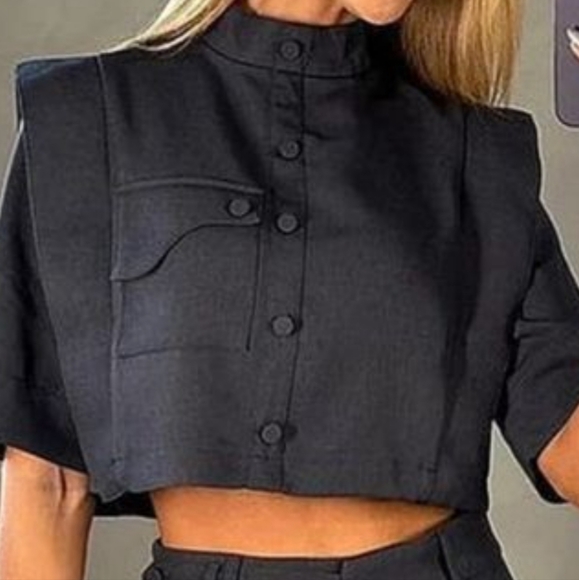 STYLEWE Tops - Brand-new crop top in dark navy blue.